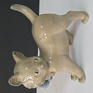 ZAPHIR Vintage Spain Porcelain Tan with Blue Bow Cat Figurine